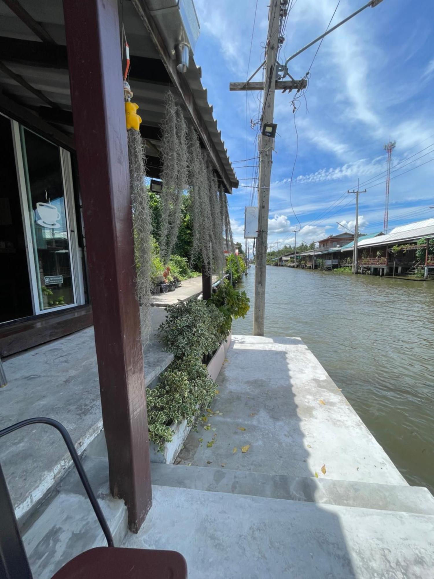 Reuan Vilawan Ratchaburi 外观 照片