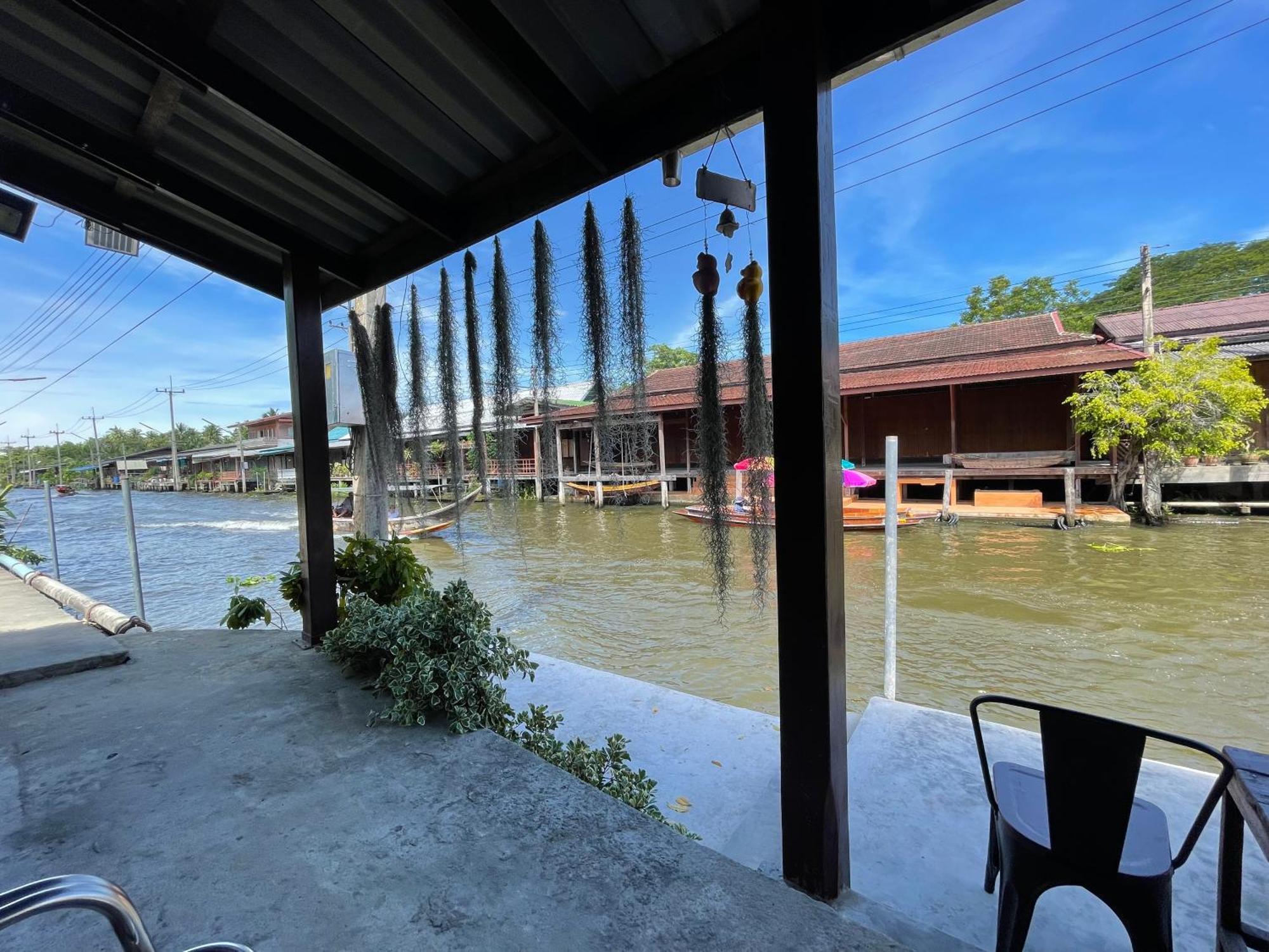 Reuan Vilawan Ratchaburi 外观 照片