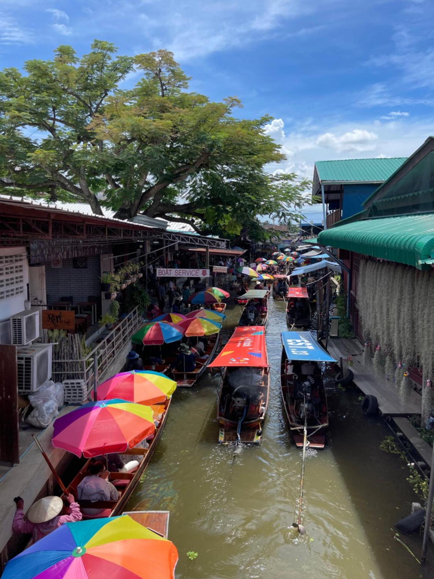 Reuan Vilawan Ratchaburi 外观 照片