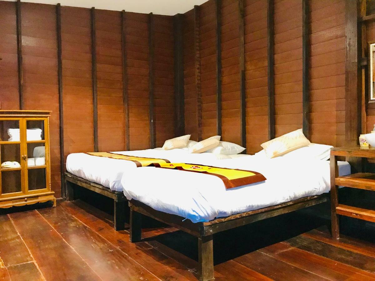 Reuan Vilawan Ratchaburi 外观 照片